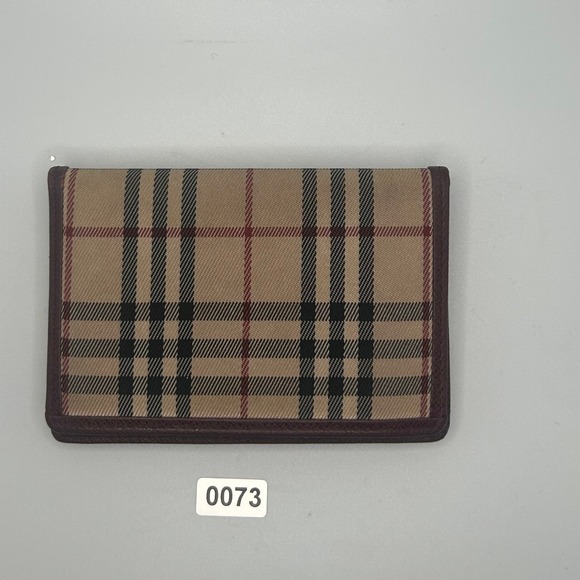 Burberry Haymarket Check Card Holder Wallet Burgundy Leather Snap Closure - Picture 2 of 5